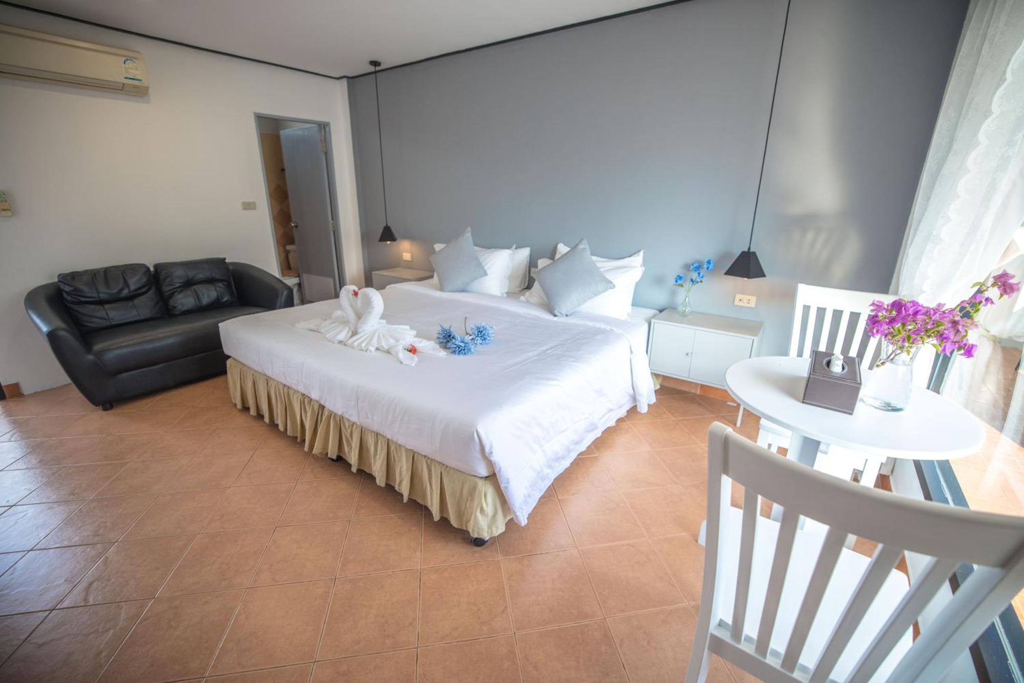 Blue Carina Hotel Пхукет Экстерьер фото