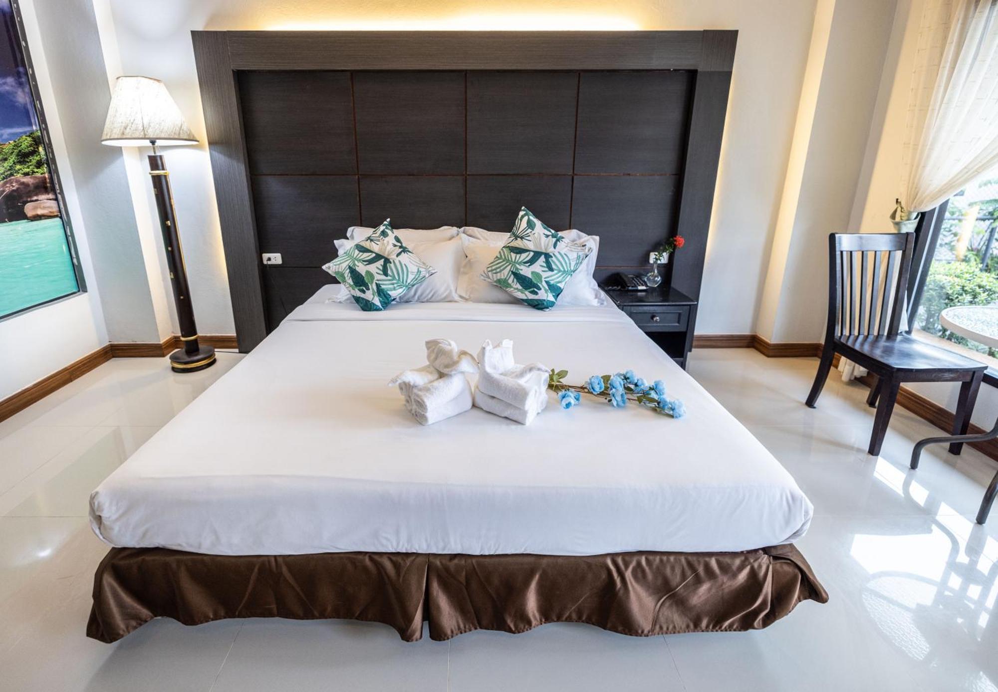 Blue Carina Hotel Пхукет Экстерьер фото